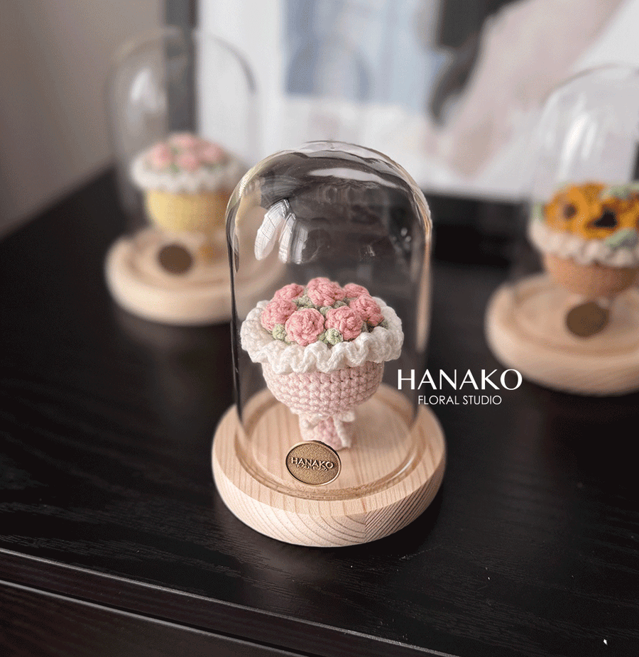 Mini Crochet bouquet with Cloche